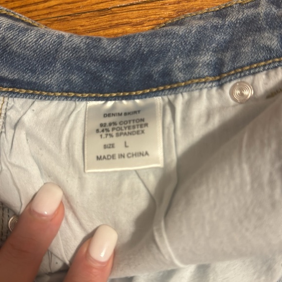 Denim mini skirt - Picture 5 of 5